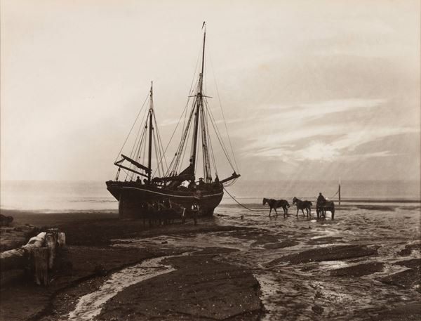 Frank Meadow Sutcliffe - Lotto di due fotografie  The Diamond Of Scarborough & Trees in a Misty Valley