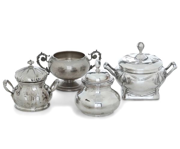 Quattro piccole zuccheriere. Differenti manifatture italiane del XX secolo