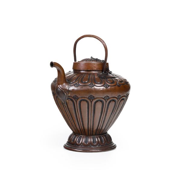 Versatoio in rame. XVII secolo