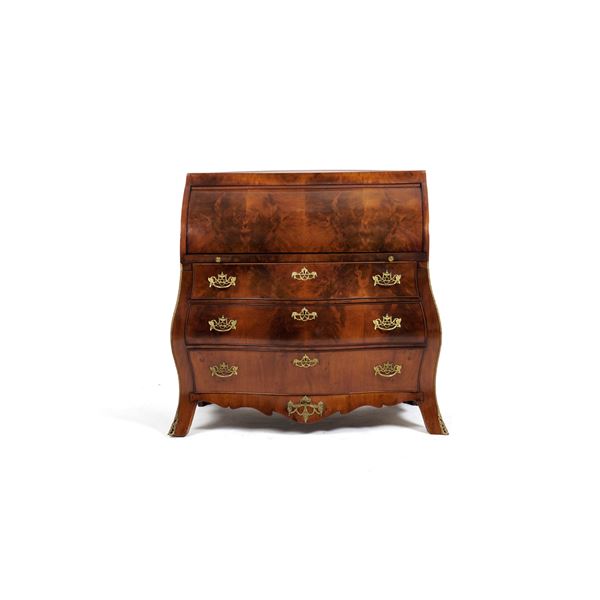 Bureau a rullo lastronato. Austria (?), XVIII-XIX secolo