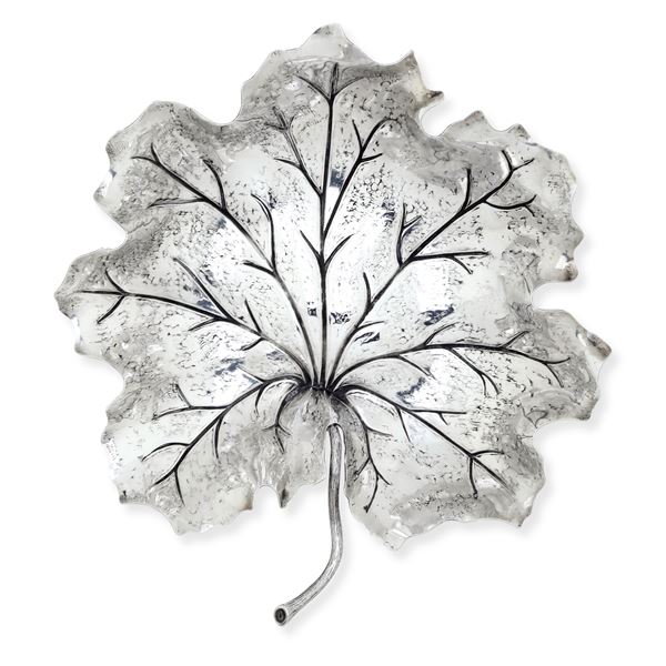 Maison Gianmaria Buccellati. Italia XX secolo Ciotola a foglia