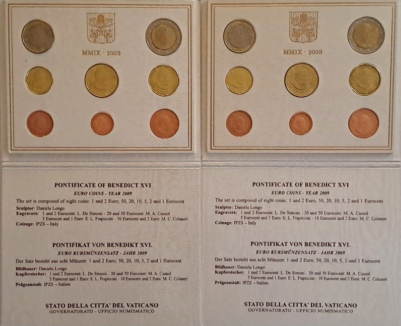 Argenteria Artistica Italiana del XX Secolo, Maison Bulgari Insieme di Diciassette Piatti