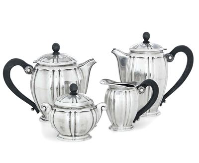 Castaudi & Gautero, Vercelli (per Calderoni Milano), Servizio da tè e caffè in argento con teiera...