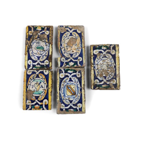 Cinque mattonelle (laggioni) Savona, primi del XVI secolo 