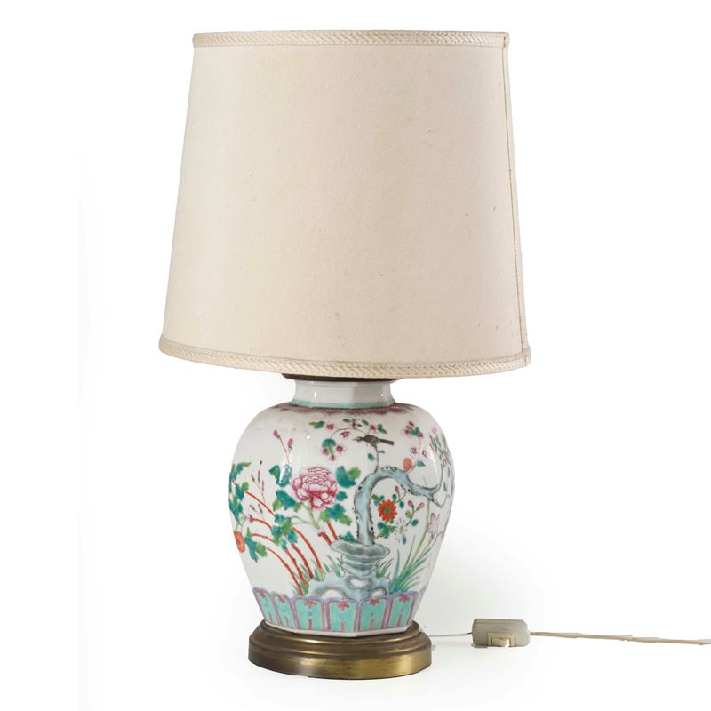 Lampada in porcellana  - Asta Antiquariato - Cambi Casa d'Aste