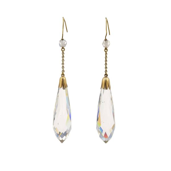 Orecchini pendenti con gocce di cristallo