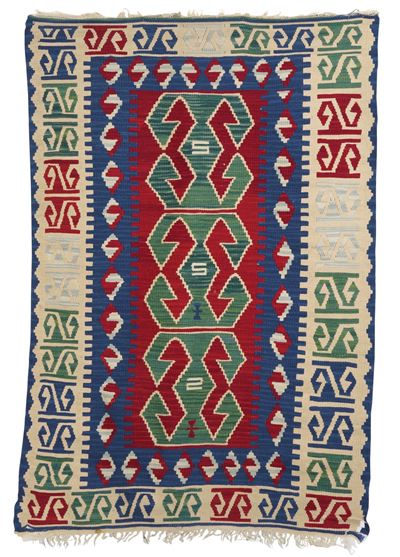 Kilim, XX secolo, campo rosso con ampia bordura bianca