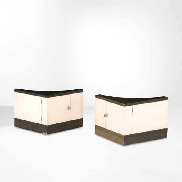 Due mobili contenitori della serie 540