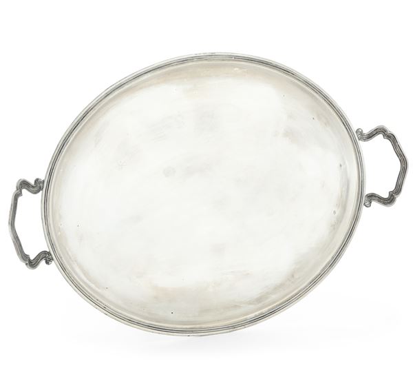 Vassoio biansato. Argenteria veneta del XX secolo, argentiere Vittorio Cenzi, Vicenza