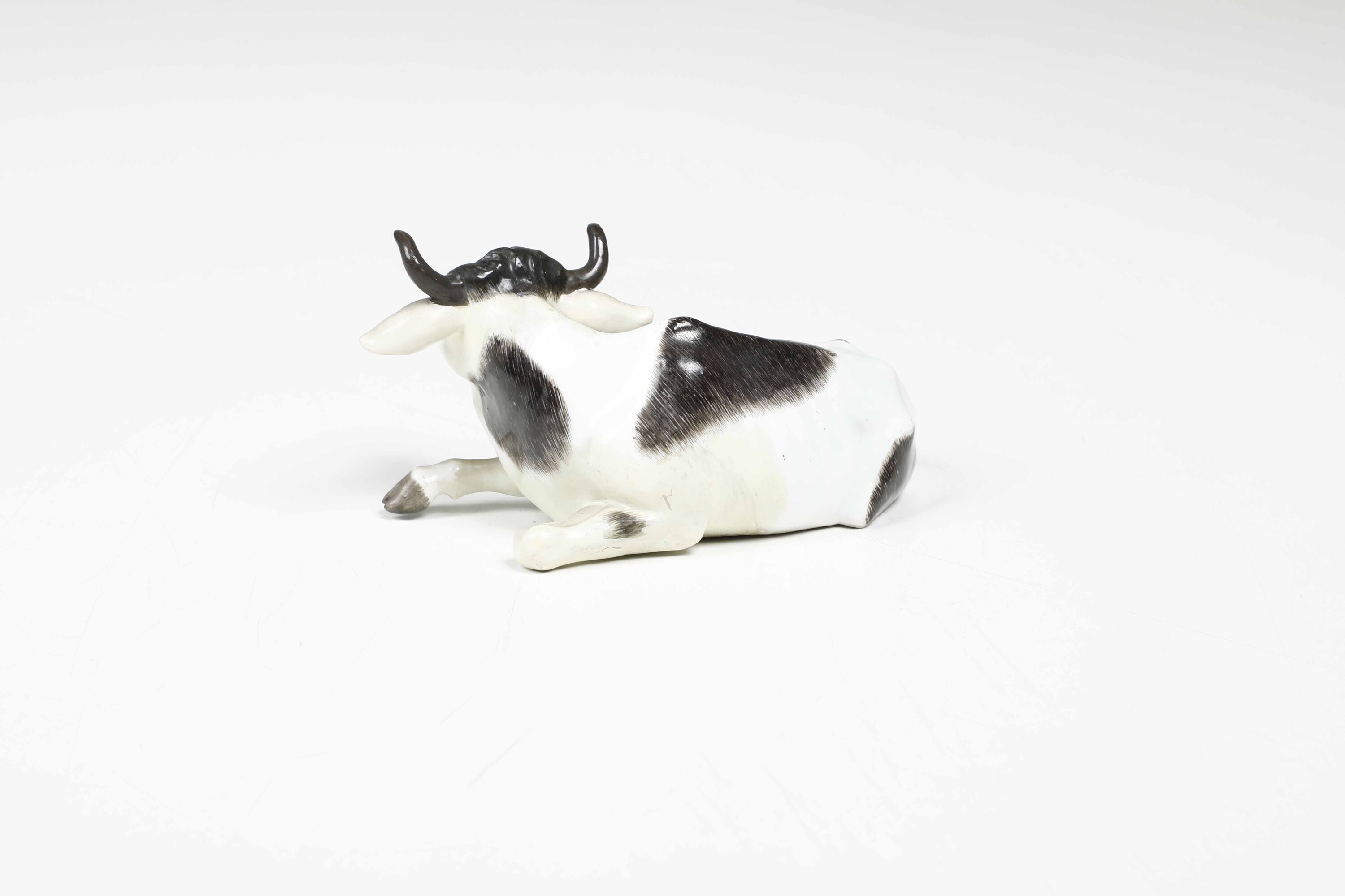 Figurina di Bovino.meissen, 1740-1750.