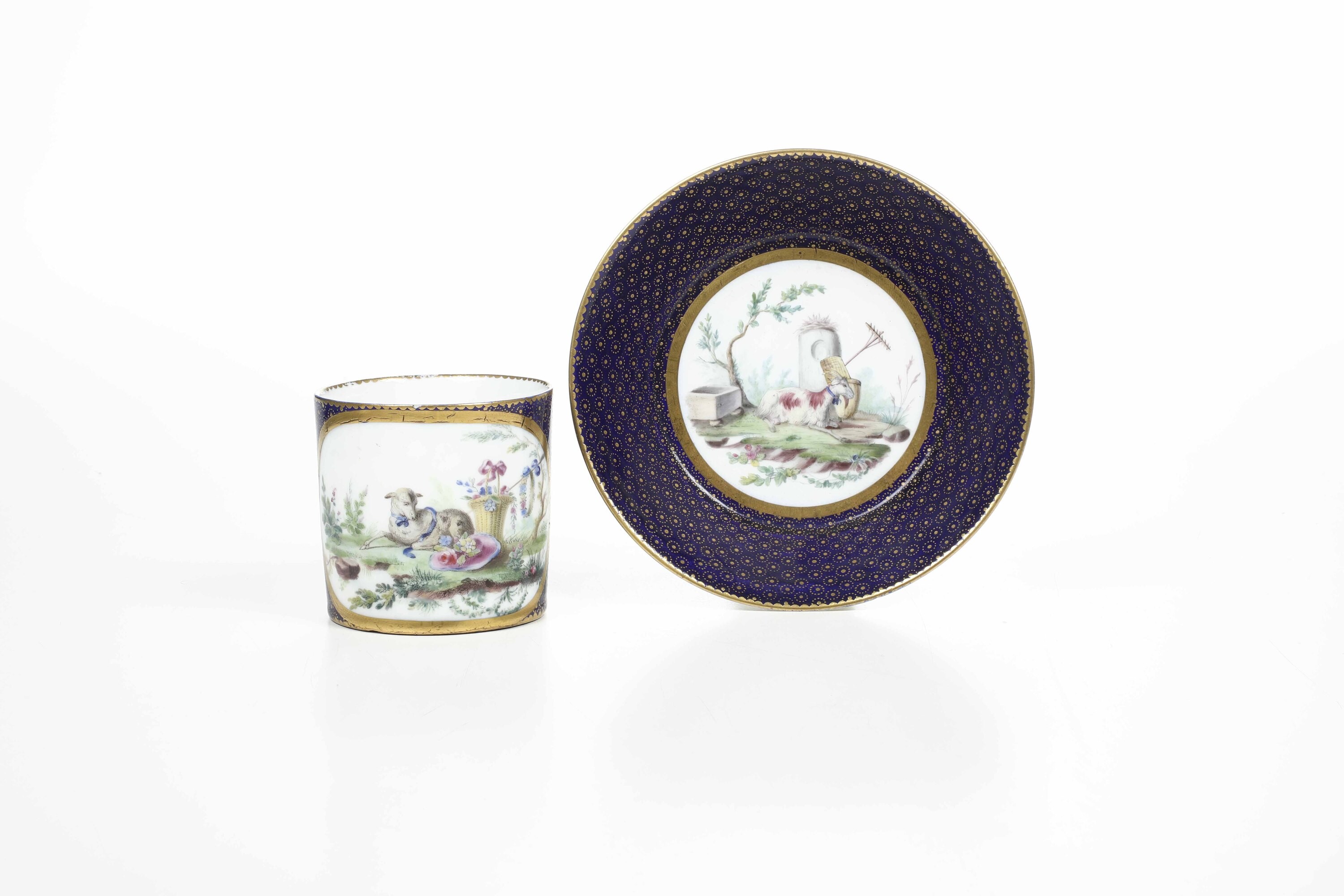 Alla maniera di Sèvres, Tazza con piattino, porcellana, verso il 1790