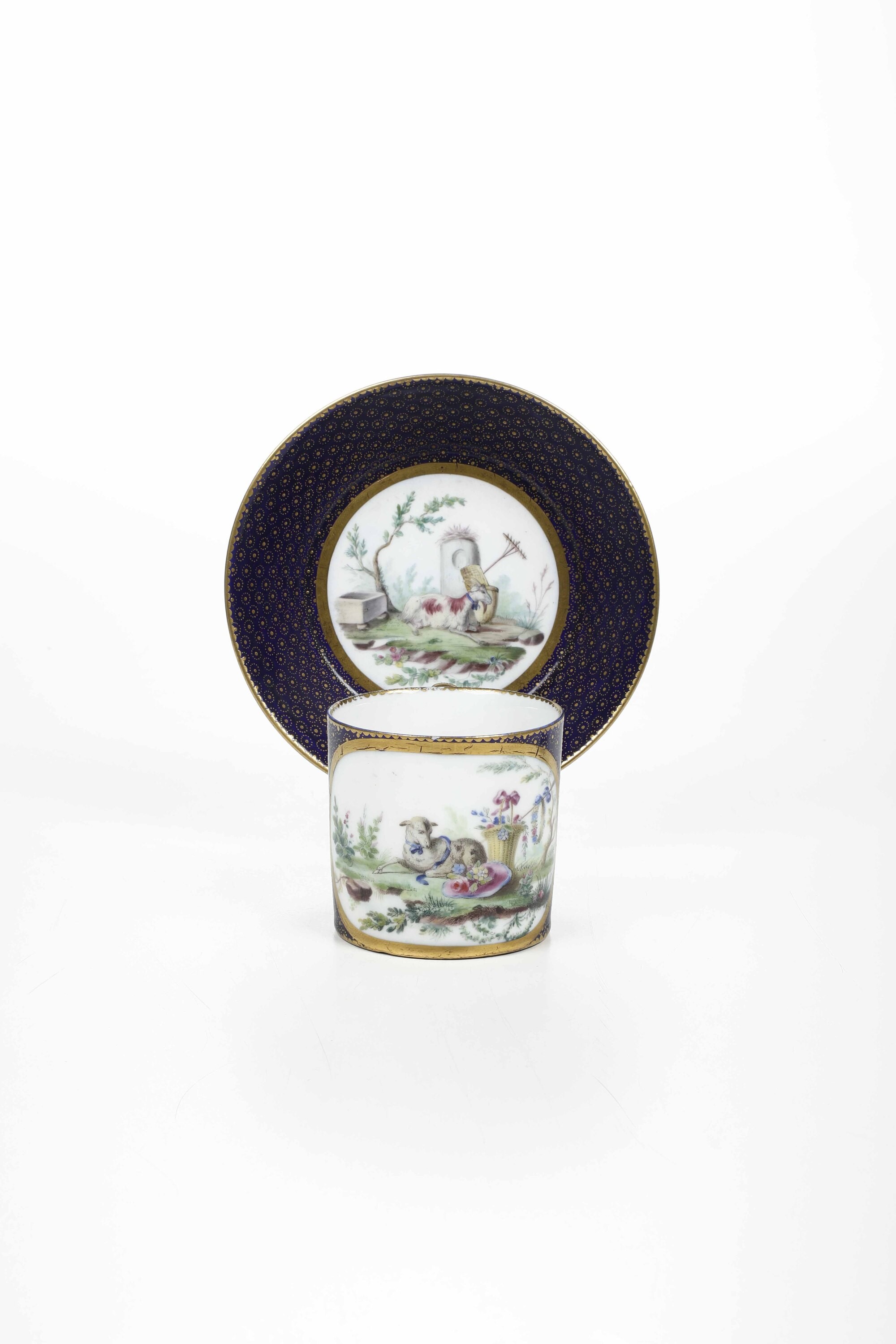 Alla maniera di Sèvres, Tazza con piattino, porcellana, verso il 1790