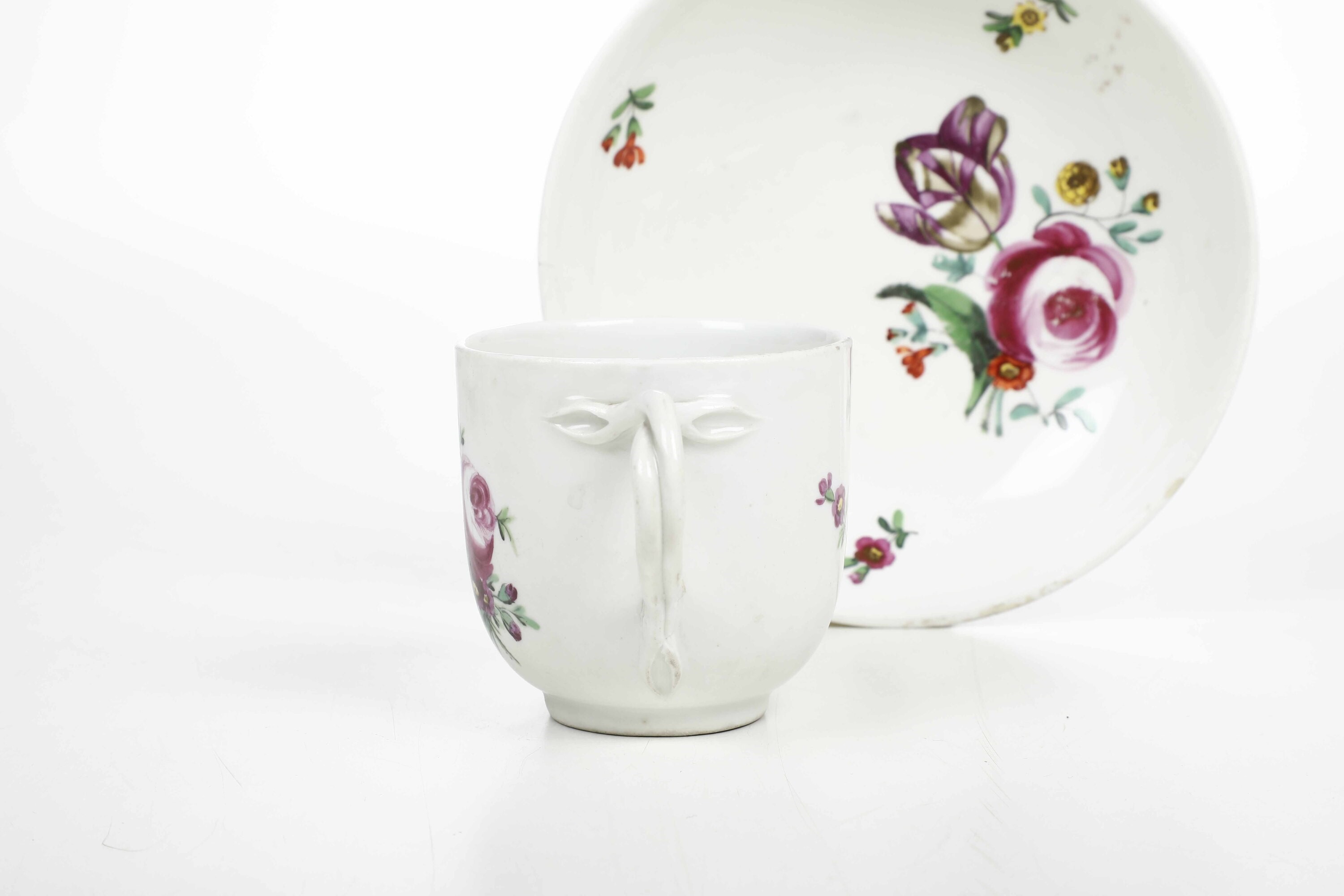 Tazza con piattino. Vienna, Manifattura Imperiale, 1780 circa.