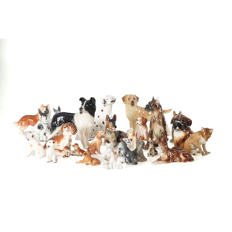 Grande collezione di cani in porcellana policroma  - Asta La Wunderkammer di Ettore Mocchetti - Cambi Casa d'Aste