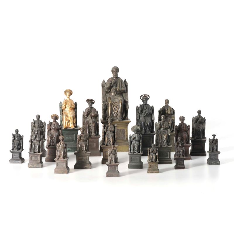 Collezione di statuette di San Pietro in metallo  - Asta Oggetti d'Arte - La Wunderkammer di Ettore Mocchetti - Cambi Casa d'Aste
