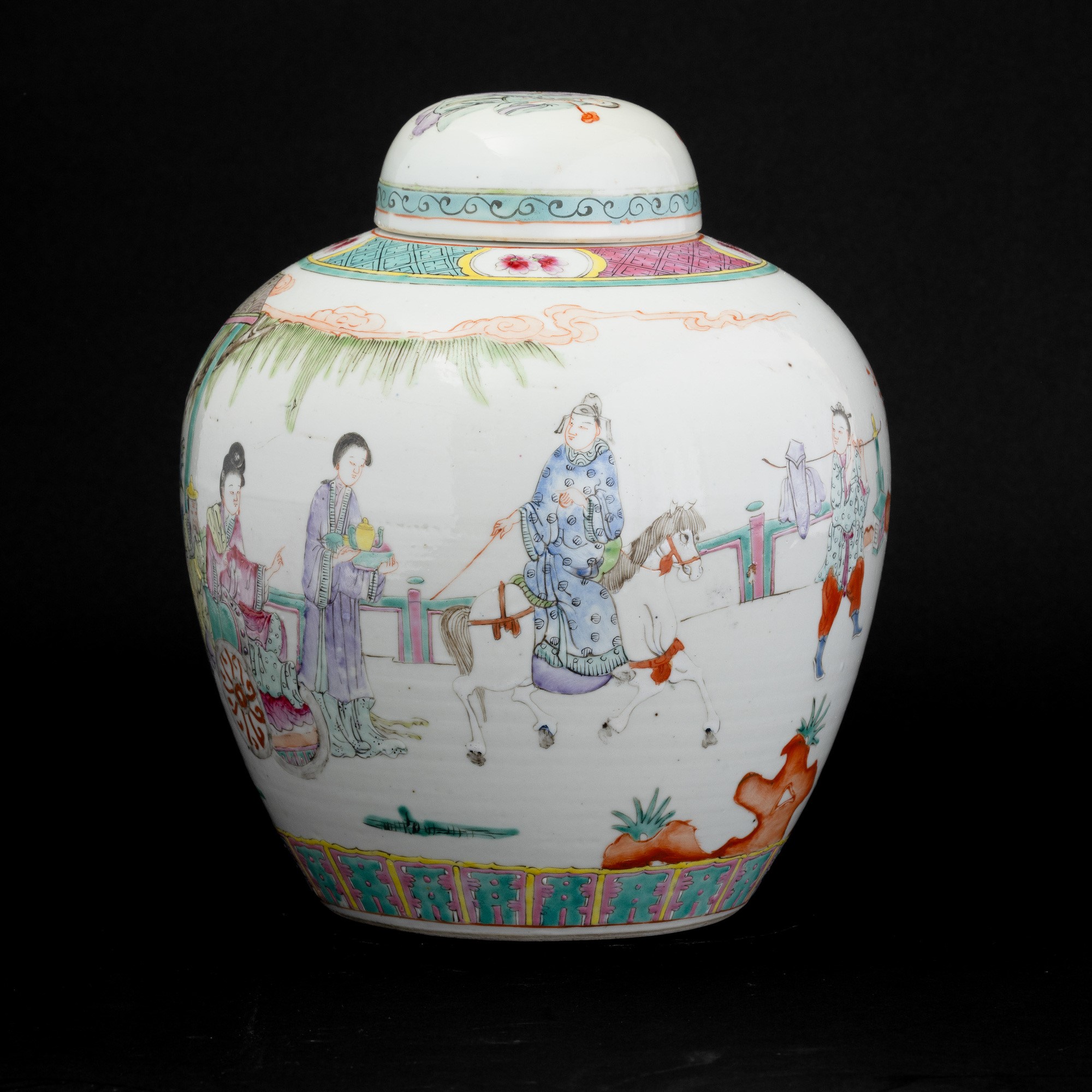 Potiche in Porcellana Famiglia Rosa Raffigurante Scena di Vita Comune, Cina, Dinastia Qing, Inizi...