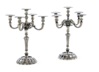 Coppia di Candelabri a Cinque Fiamme. Argenteria Artistica Veneta del XX Secolo. Argentiere Zaram...