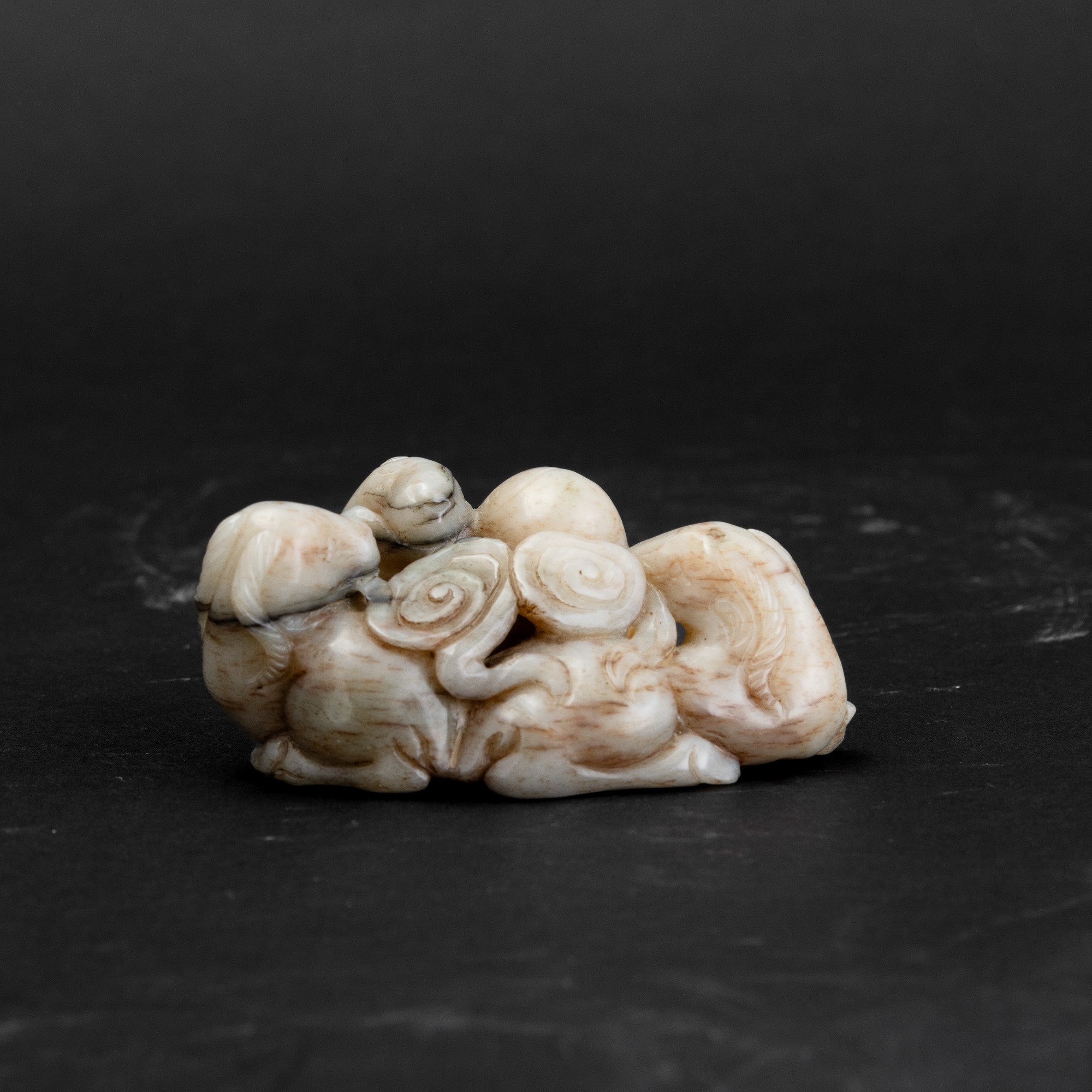 Giada, Figura di ariete scolpita, Cina, Dinastia Qing, XIX secolo