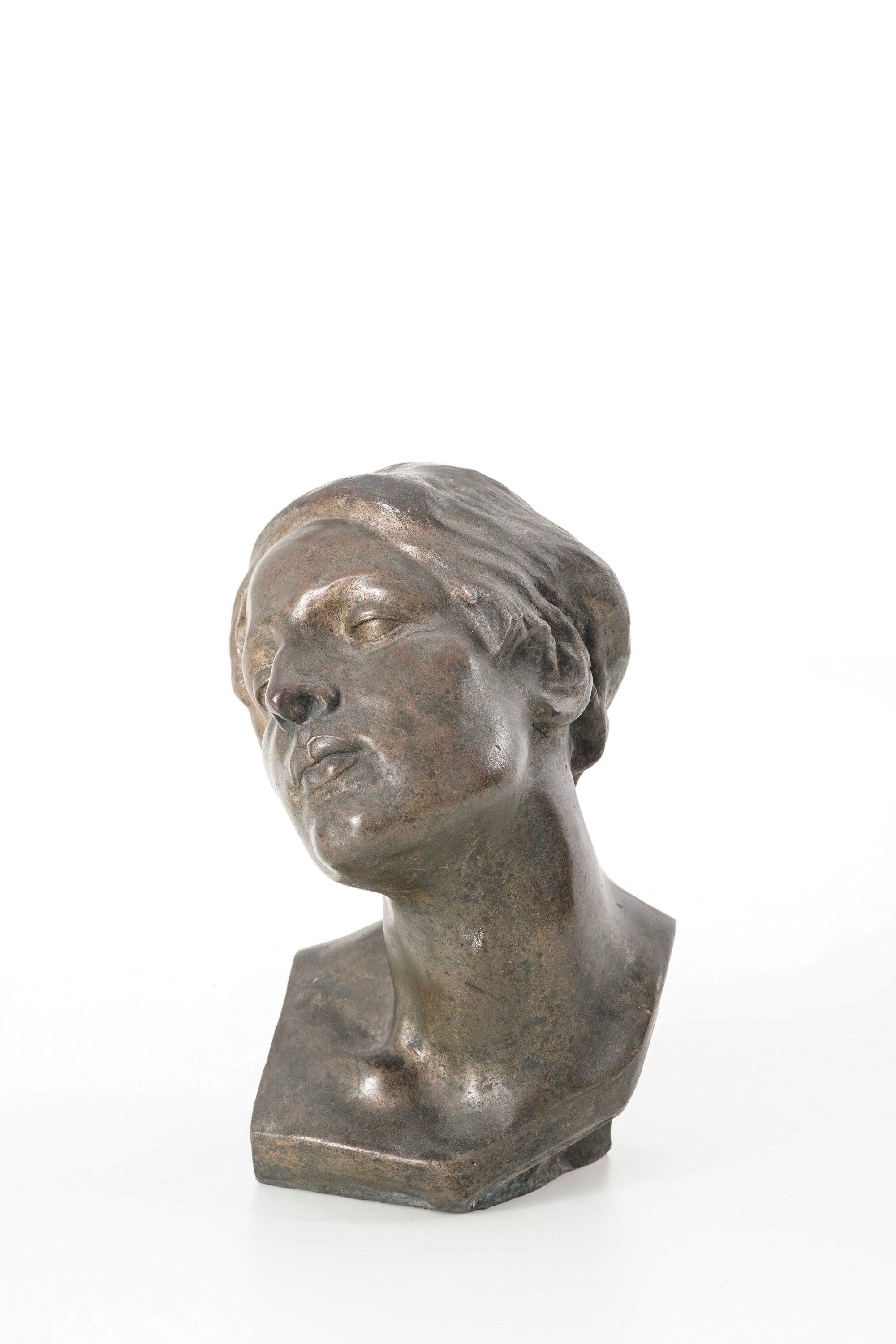 Fonditore del XX secolo, Busto femminile in bronzo