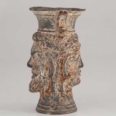 Brocca in Terracotta Patinata di Gusto Archeologico