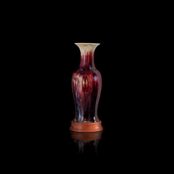 Flambé porcelain vase in shades of red and purple, China, Qing Dynasty, 19th century