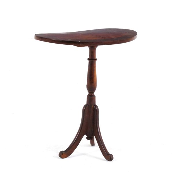 Tavolino da fumo in legni vari