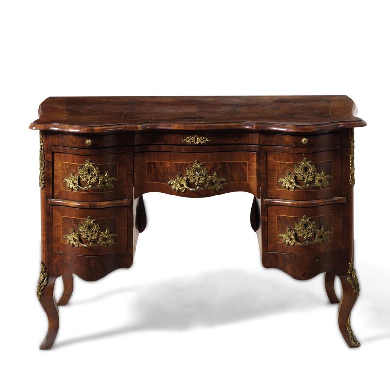 Scrittoio in stile Luigi XV. XIX-XX secolo  - Auction Antiques - Cambi Casa d'Aste