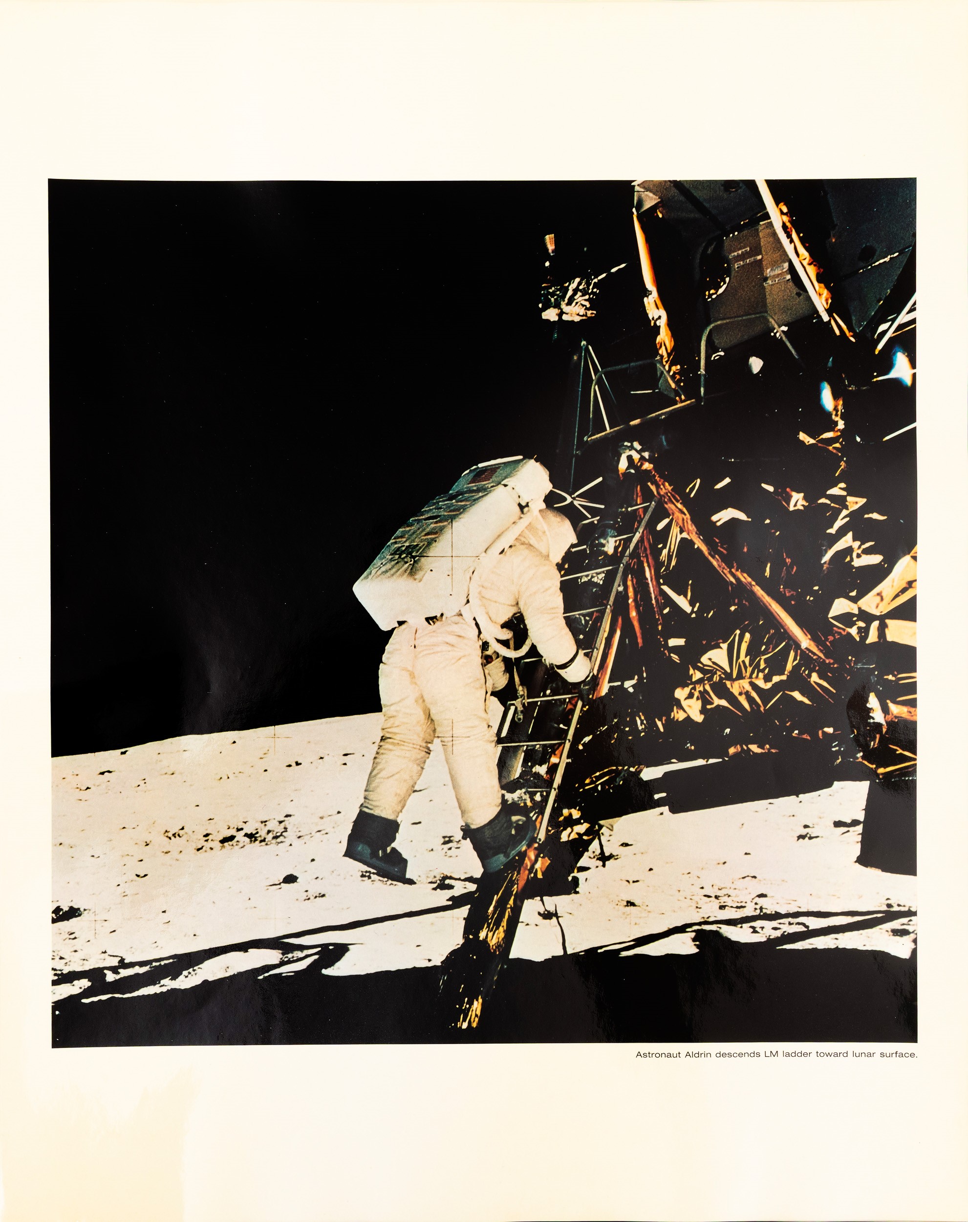 Cofanetto Commemorativo Omega Contenente 14 Fotografie Originali della Nasa per lo Sbarco sulla L...