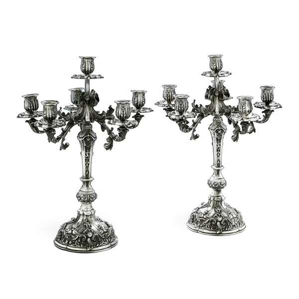 Argenteria artistica milanese del XX-XXI secolo. Argentiere Mazzucato Coppia di candelabri a sei fiamme