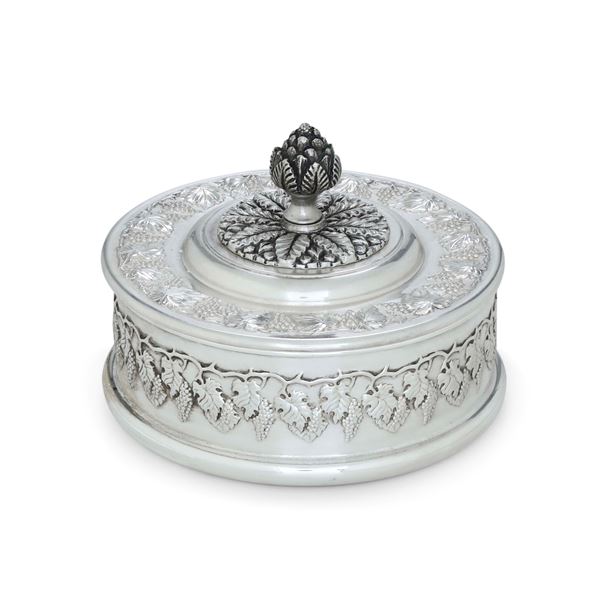 Scatola. Argenteria veneta del XX secolo, argentiere Rino Greggio, Padova