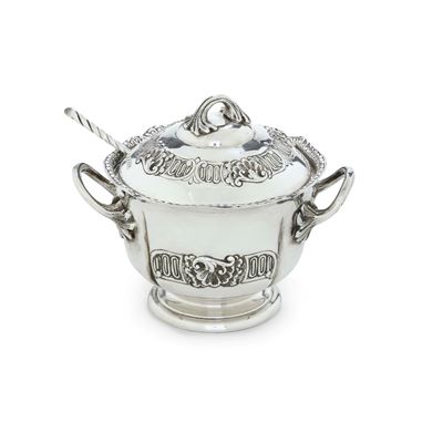 Argentiere Messulam, Formaggiera in argento 925 fuso e sagomato (argenteria milanese, XX secolo)