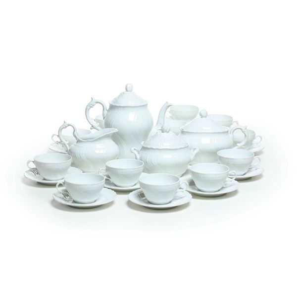 Servizio da tè e caffè “Vecchio Ginori”. Doccia, Manifattura Richard Ginori, XX secolo. 