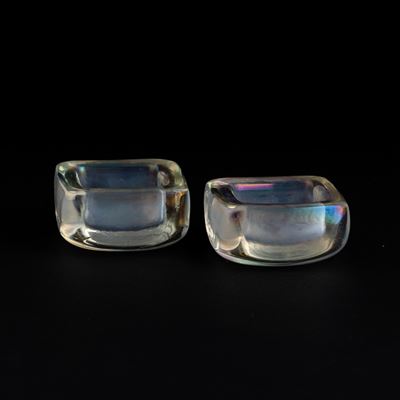 Murano (ca. 1950), due posacenere quadrati in vetro iridato