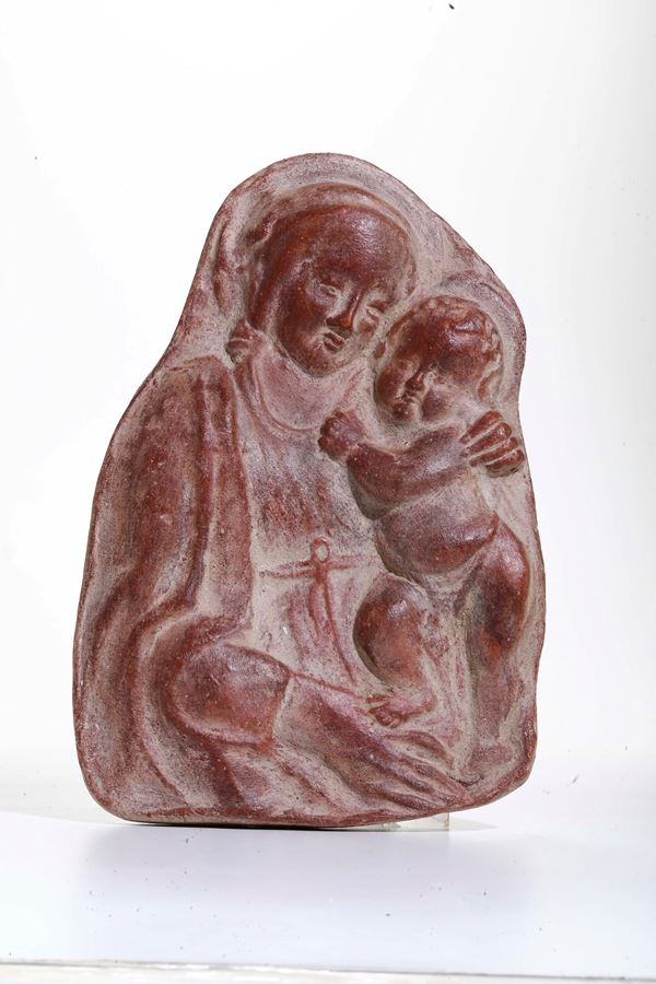 Madonna con bambino di modello rinascimentale. Plasticatore del XX secolo