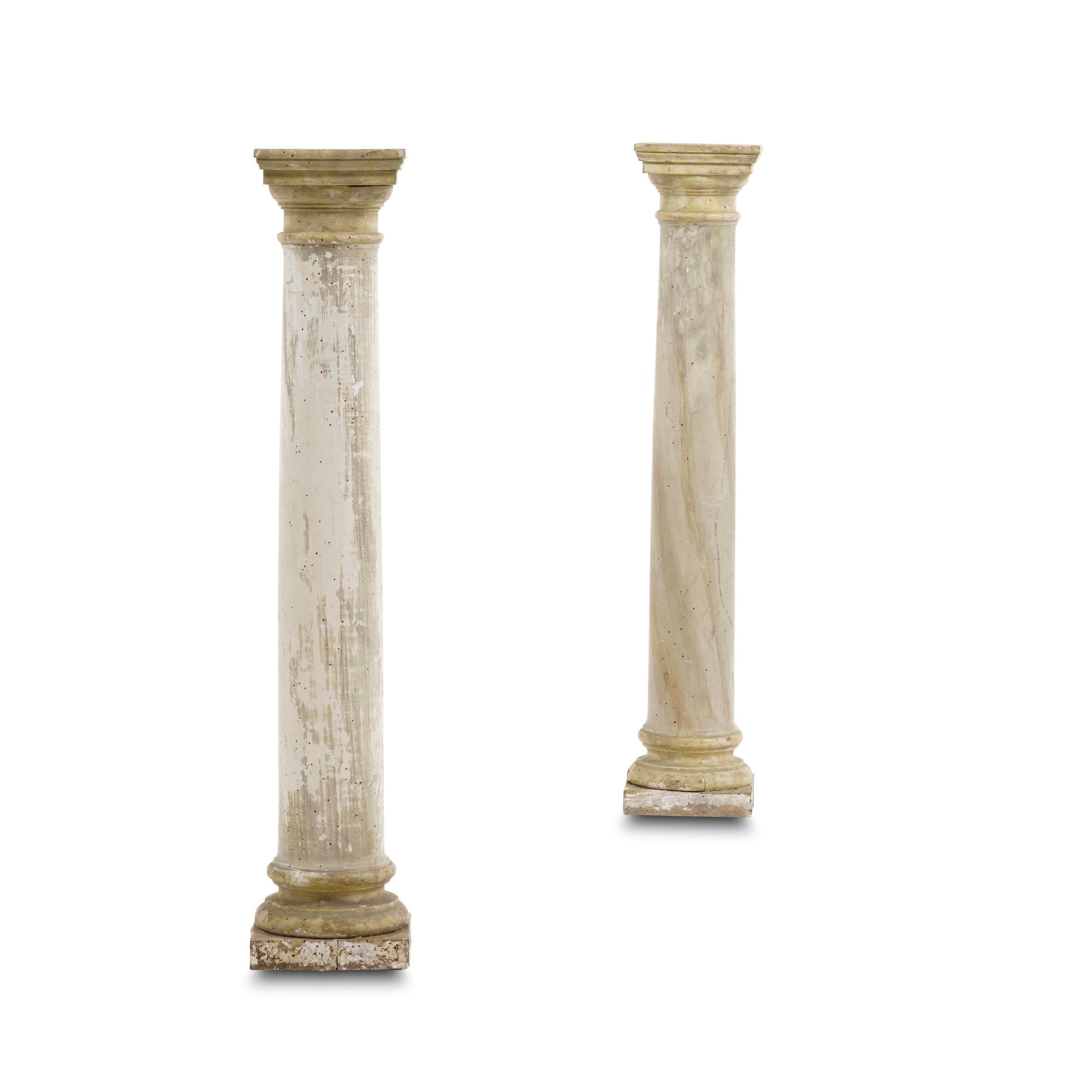 Coppia di colonne, legno dipinto