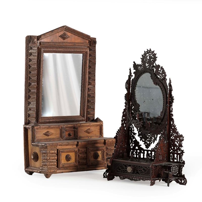 Due psiche da tavolo in legno. XX secolo  - Asta Oggetti d'Arte - La Wunderkammer di Ettore Mocchetti - Cambi Casa d'Aste