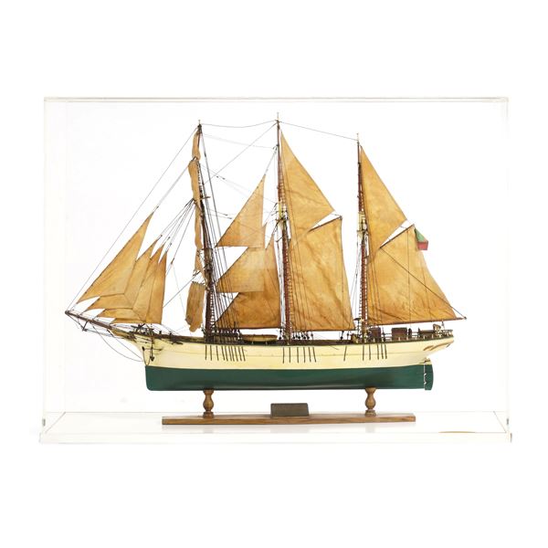 Modello di brigantino-goletta in legno. Italia XIX-XX secolo