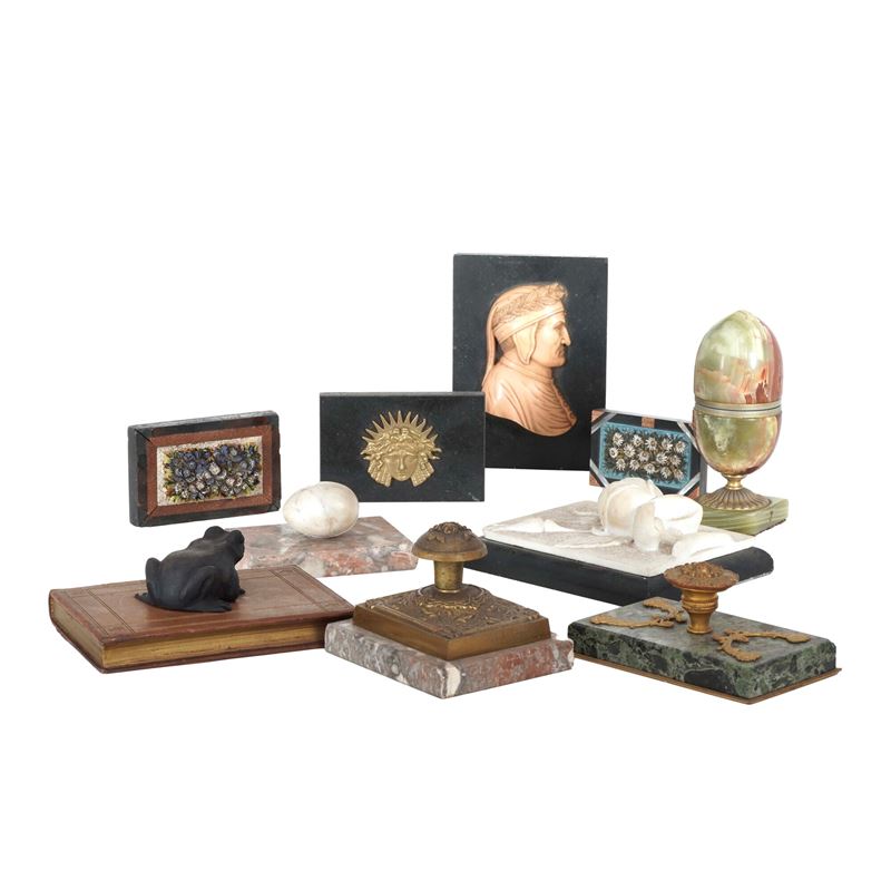Lotto di dieci press paier in marmo, metallo e altri materiali  - Asta Oggetti d'Arte - La Wunderkammer di Ettore Mocchetti - Cambi Casa d'Aste