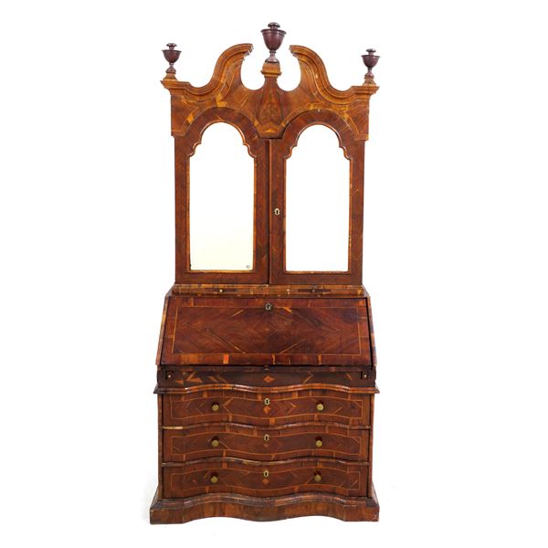 Trumeau lastronato e filettato. Veneto, XVIII secolo