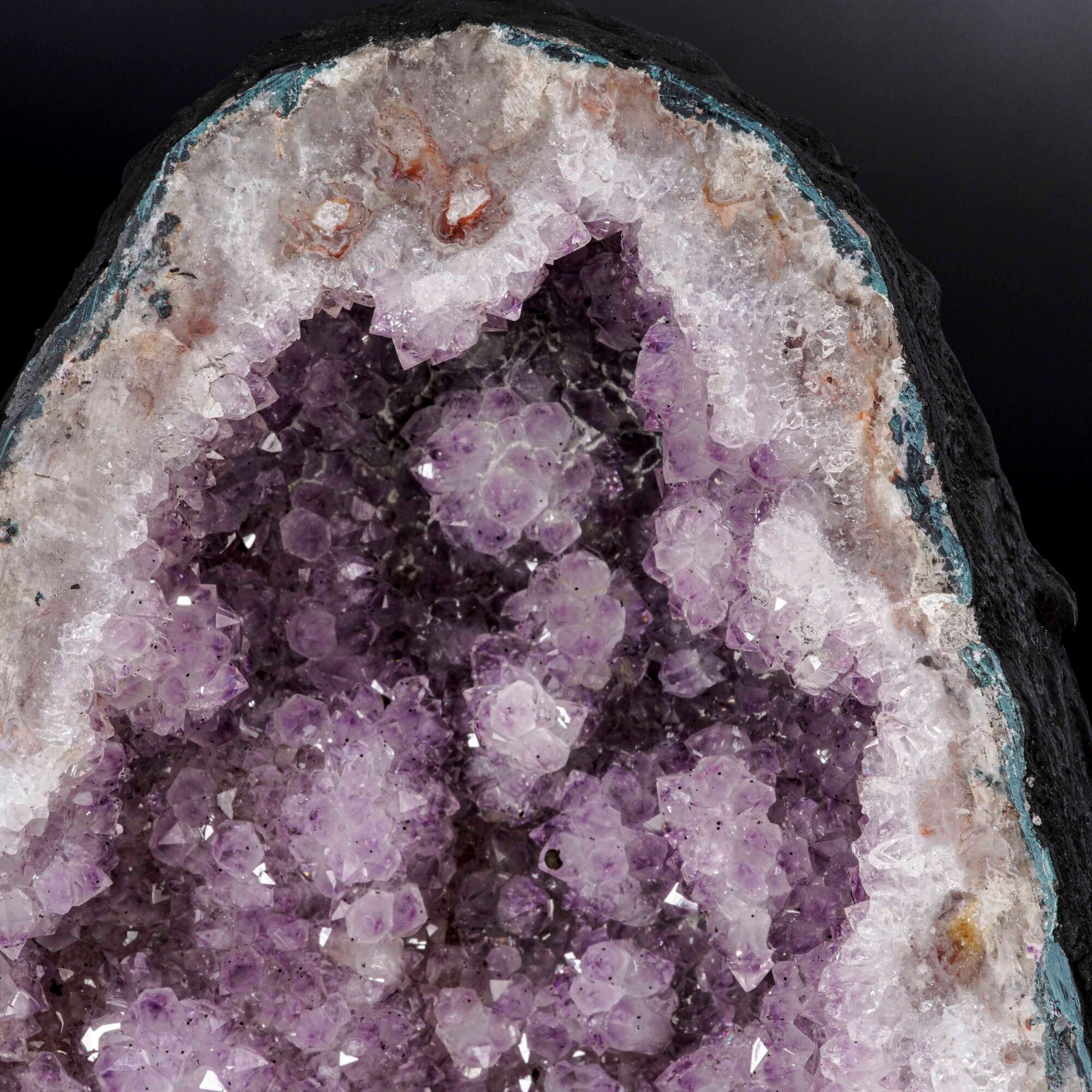 Ametista (geode), Grande geode viola, Brasile (Ametista do Sul, Rio Grande do Sul)
