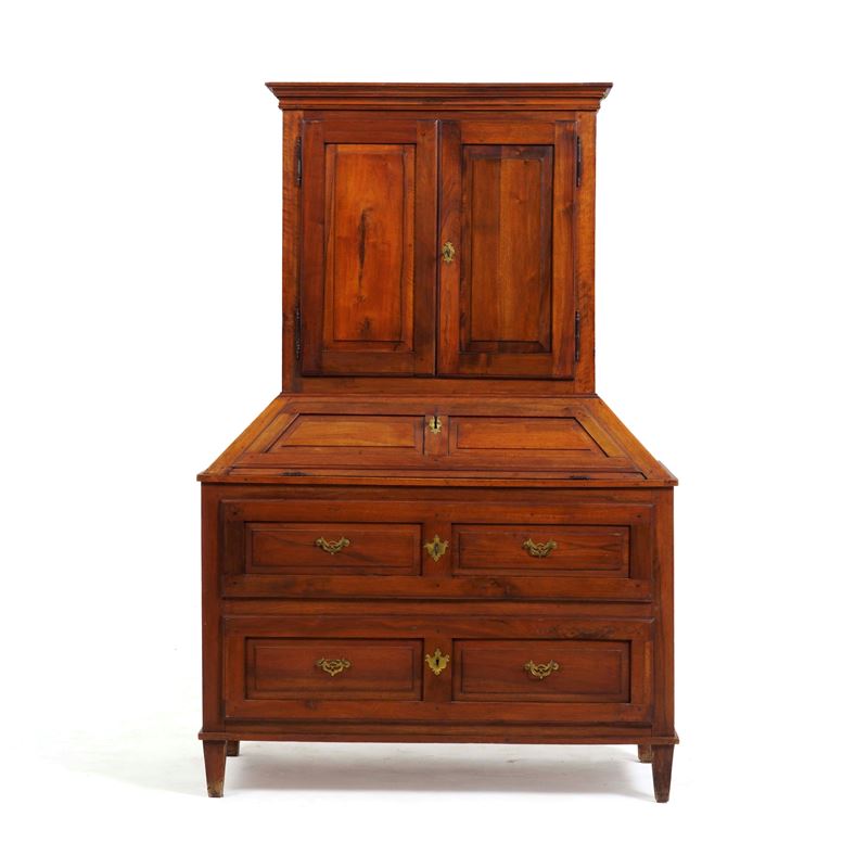 Cassettone con ribalta e alzata. XX secolo  - Asta Antiquariato - Cambi Casa d'Aste