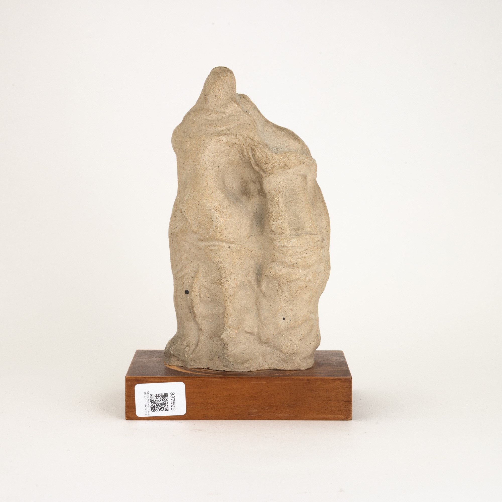 Arturo Martini - Pietà in scultura in gres ceramico su base in legno