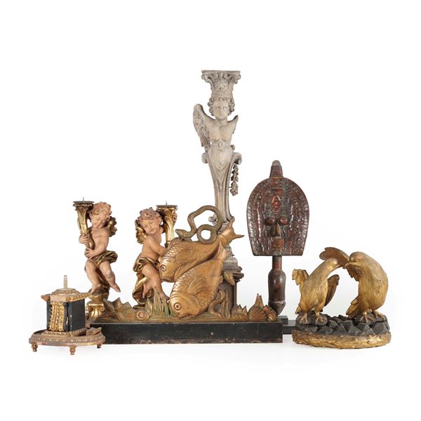 Lotto di oggetti decorativi in legno