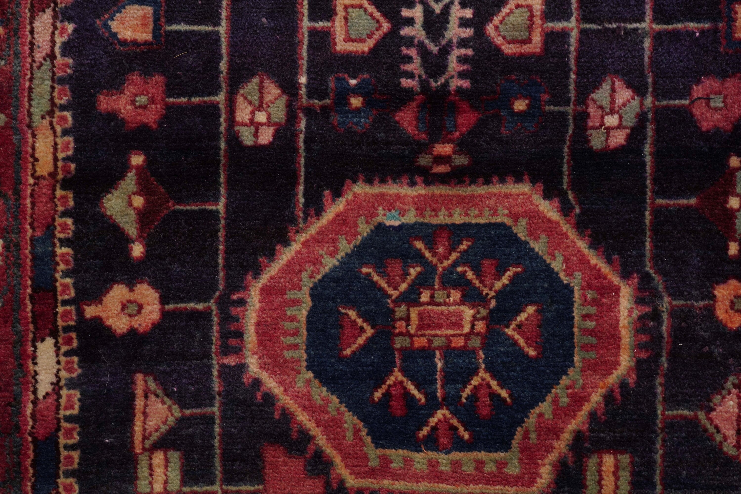 Tappeto Mossul, Persia, metà XX secolo, cm 135x216