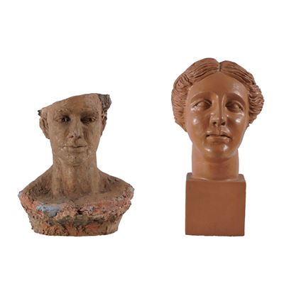 Scultore del XX secolo, Due teste femminili, terracotta