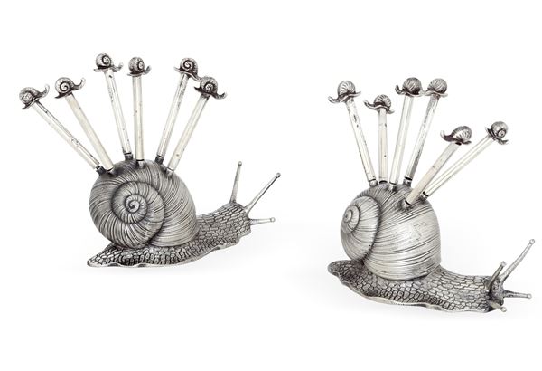 Due chiocciole porta spiedini. Argenteria milanese del XX secolo, argentiere FIAM