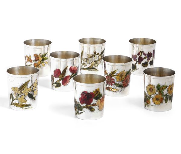 Otto bicchieri e un vasetto. Argenteria fiorentina del XX-XXI secolo