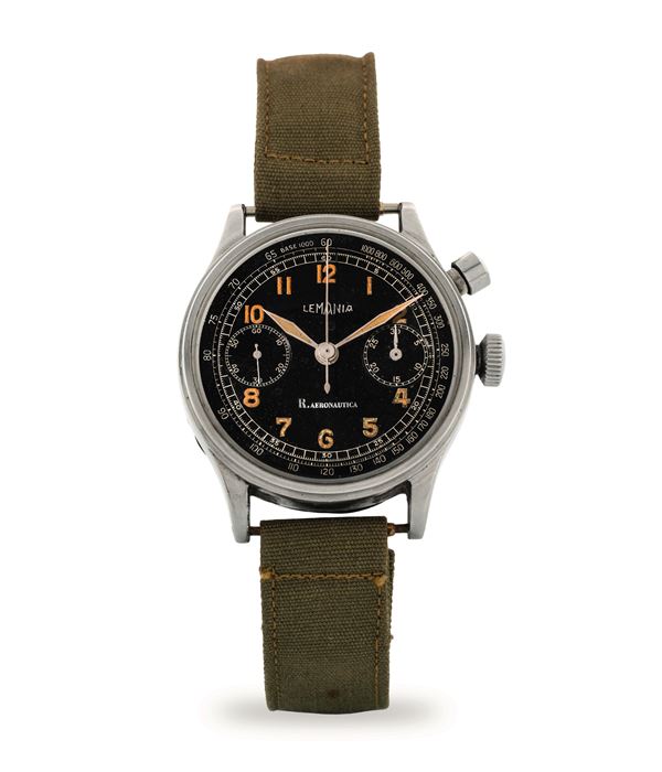 LEMANIA - Single-pusher chronograph assigned to the Regia Aeronautica in steel, black dial with tachymeter scale, circa 1940