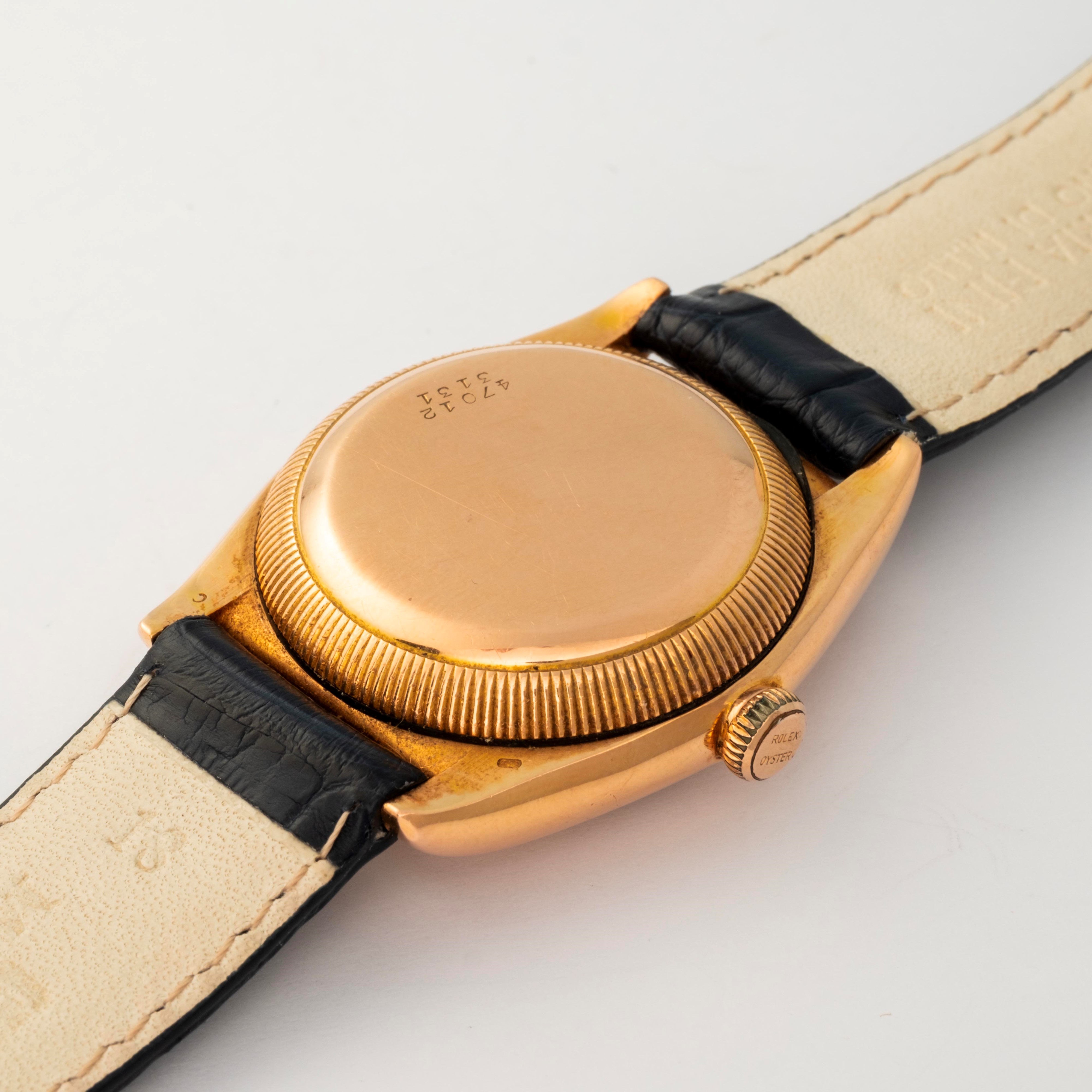 Rolex - Ovetto Oyster Perpetual ref. 3131 in oro rosa 18k con quadrante champagne, circa 1940