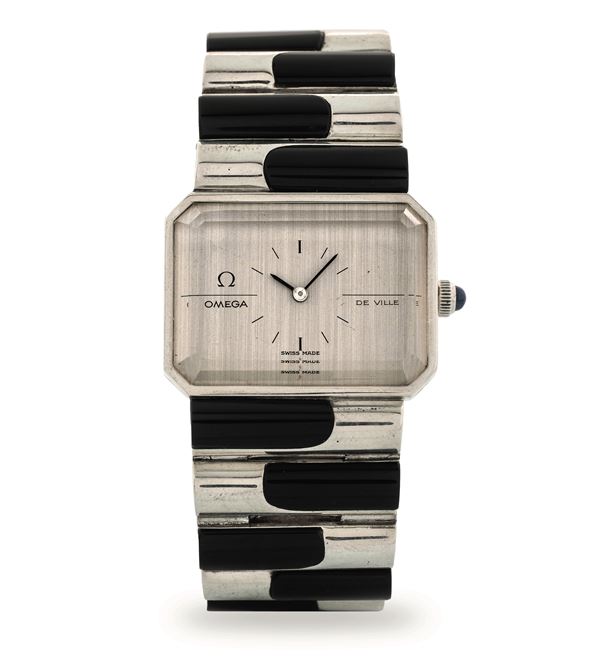 Omega - Jeux d'Argent Emerald “Grima” ref. 8272 in silver with integrated bracelet embellished with enamel inserts, grey satin dial, circa 1970